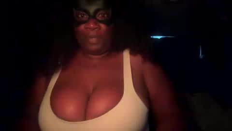 Snapshot of bianca_davis chatting on 10.29.25 Bianca D online show from 10.29.25