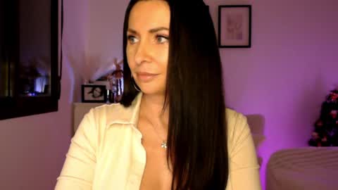 B I A N C A   online show from 12.16.25