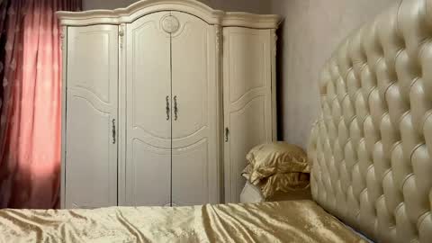 Aya online show from 03.31.26