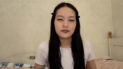 Aya online show from 04.15.26