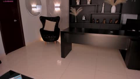 Bianca Pierce online show from 09.12.25