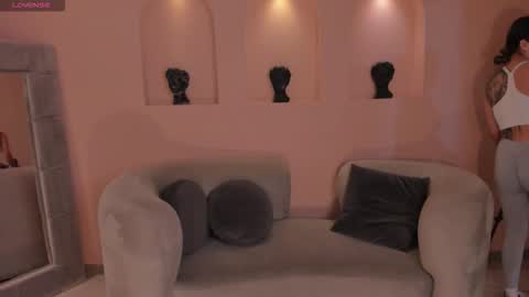 Bianca Pierce online show from 02.06.26