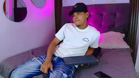 Snapshot of bick_jhonn chatting on 05.23.26 Bick Khonn online show from 05.23.26