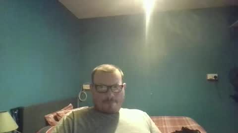 Snapshot of bidan1986 chatting on 09.15.25 bigdan1986 online show from 09.15.25