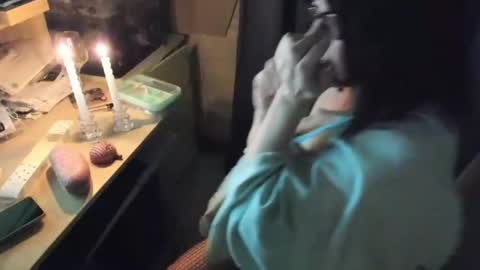 mom online show from 01.08.25