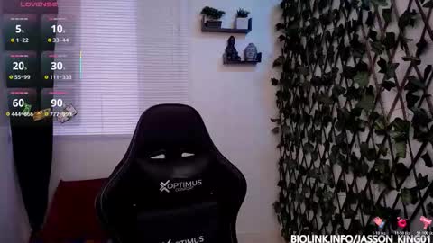 Snapshot of big_master26 chatting on 11.12.25 Jasson online show from 11.12.25