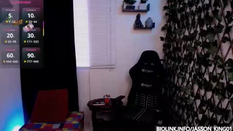 Snapshot of big_master26 chatting on 11.18.25 Jasson online show from 11.18.25