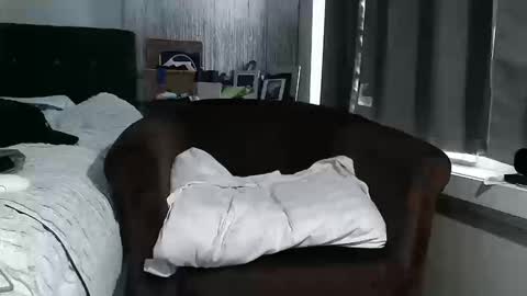 big_tit_blondelover online show from 10.19.25