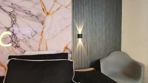 Tell me Sophia  online show from 04.15.26