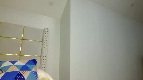 bigbaby004 online show from 10.21.25