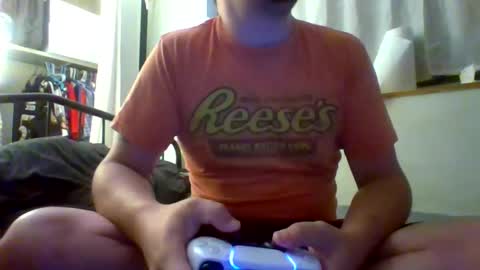 Snapshot of bigbagz2021 chatting on 10.06.25 BigBagz online show from 10.06.25