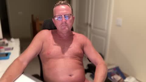 Snapshot of bigblondviking chatting on 09.18.25 bigblondviking online show from 09.18.25