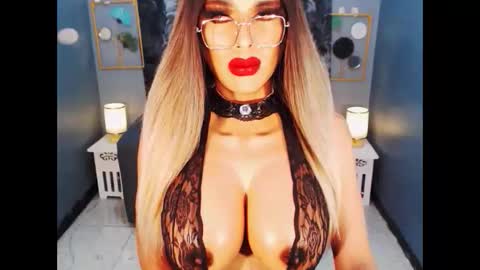 Loraine Cruz online show from 05.14.26
