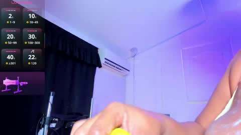 Snapshot of bigboobs_violeta chatting on 04.28.26 VIOLETA online show from 04.28.26