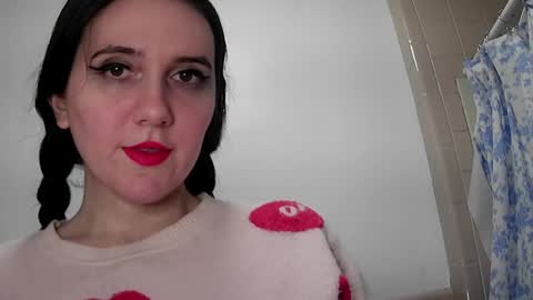 Isabella online show from 01.02.25