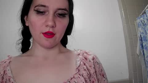 Isabella online show from 01.03.25