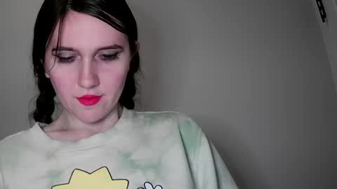 Isabella online show from 01.20.25