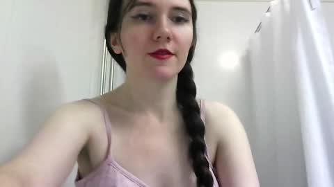 Isabella online show from 09.16.25