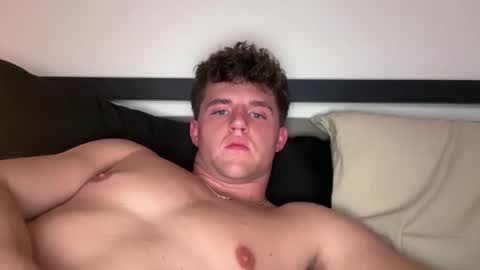 Snapshot of bigbootyburger1 chatting on 02.10.26 bigbootyburger1 online show from 02.10.26