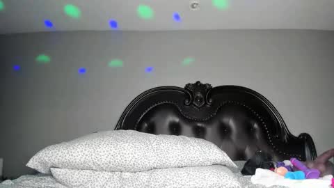 bigbuttsarena online show from 12.16.25