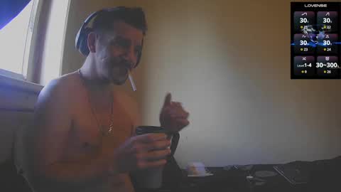 Snapshot of bigcawwwk chatting on 10.11.25 Jon - Im Straight online show from 10.11.25