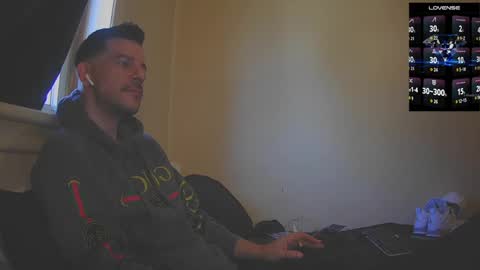 Snapshot of bigcawwwk chatting on 10.14.25 Jon - Im Straight online show from 10.14.25