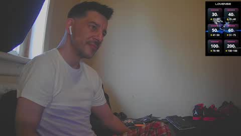 Snapshot of bigcawwwk chatting on 10.15.25 Jon - Im Straight online show from 10.15.25