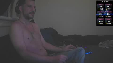 Jon - Im Straight online show from 11.03.25