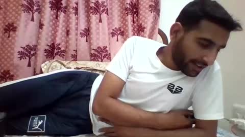 Snapshot of bigcockboy2580 chatting on 01.22.25 akash online show from 01.22.25