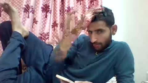 Snapshot of bigcockboy2580 chatting on 01.29.25 akash online show from 01.29.25