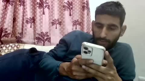 Snapshot of bigcockboy2580 chatting on 02.01.25 akash online show from 02.01.25