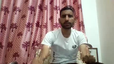 Snapshot of bigcockboy2580 chatting on 02.04.25 akash online show from 02.04.25