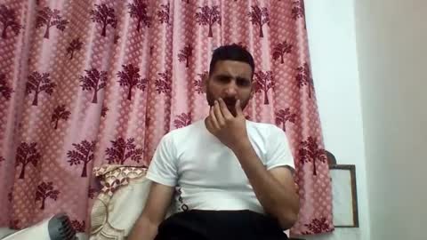 Snapshot of bigcockboy2580 chatting on 02.05.25 akash online show from 02.05.25