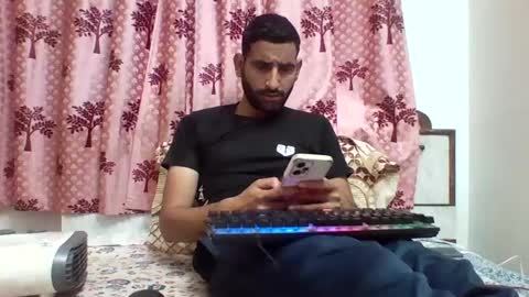 Snapshot of bigcockboy2580 chatting on 02.11.25 akash online show from 02.11.25