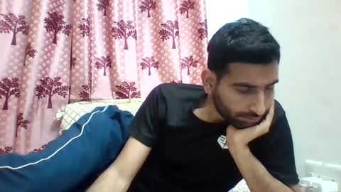 Snapshot of bigcockboy2580 chatting on 02.25.25 akash online show from 02.25.25