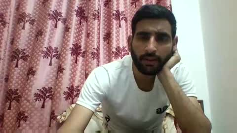 Snapshot of bigcockboy2580 chatting on 03.10.25 akash online show from 03.10.25