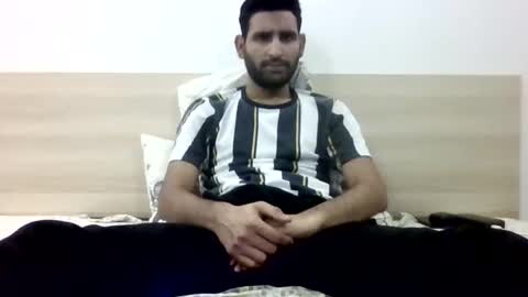 Snapshot of bigcockboy2580 chatting on 09.21.25 akash online show from 09.21.25