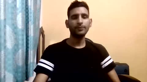 Snapshot of bigcockboy2580 chatting on 09.29.25 akash online show from 09.29.25