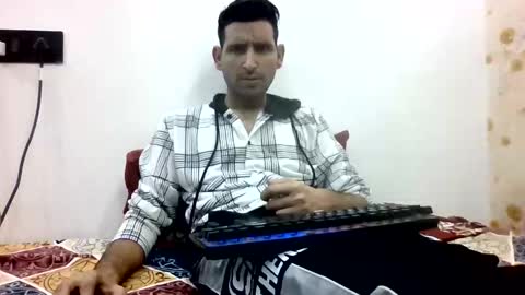 Snapshot of bigcockboy2580 chatting on 10.11.25 akash online show from 10.11.25