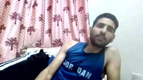 Snapshot of bigcockboy2580 chatting on 11.04.25 akash online show from 11.04.25