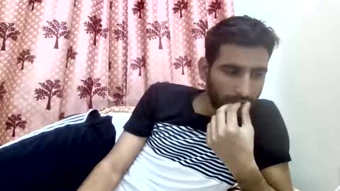 Snapshot of bigcockboy2580 chatting on 11.06.25 akash online show from 11.06.25