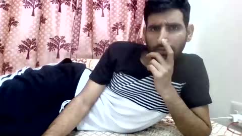 Snapshot of bigcockboy2580 chatting on 11.07.25 akash online show from 11.07.25