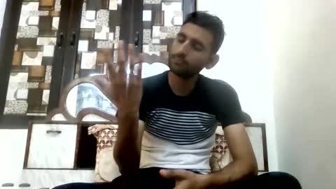 Snapshot of bigcockboy2580 chatting on 11.17.25 akash online show from 11.17.25