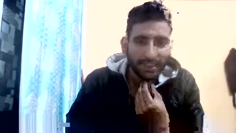 Snapshot of bigcockboy2580 chatting on 11.23.25 akash online show from 11.23.25