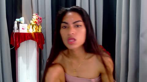 Snapshot of bigcockjasmineontopxxx chatting on 11.21.25 jasmine online show from 11.21.25