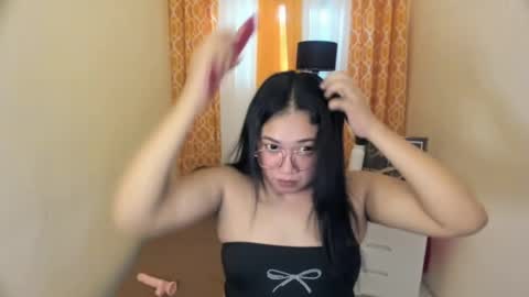 BABY LEXIE online show from 04.14.26