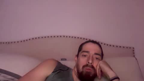 Snapshot of bigdaddy75333 chatting on 12.17.25 bigdaddy75333 online show from 12.17.25