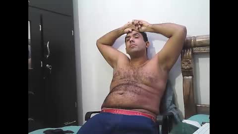 Snapshot of bigdick8510 chatting on 09.30.25 orlando online show from 09.30.25