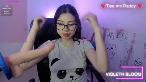 Snapshot of bigfinger125 chatting on 02.28.26 Lucy and Fred online show from 02.28.26