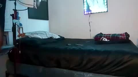 Snapshot of biggdicc03763899 chatting on 10.05.25 Slanggindicc online show from 10.05.25